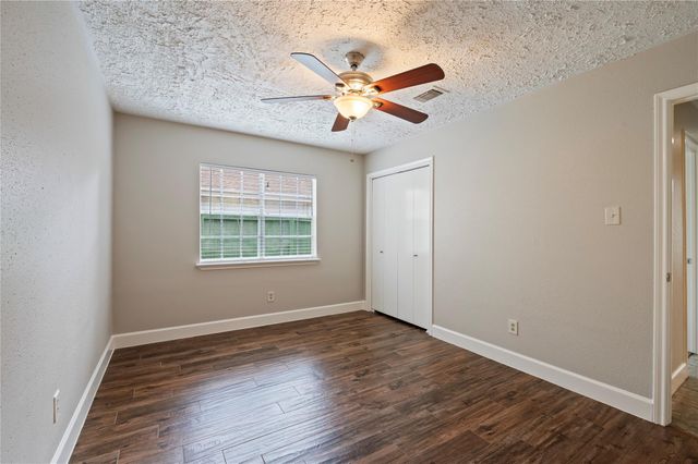 5434 Garden Village Drive, Houston, TX 77339