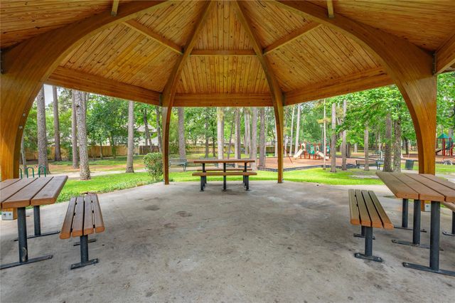 5434 Garden Village Drive, Houston, TX 77339