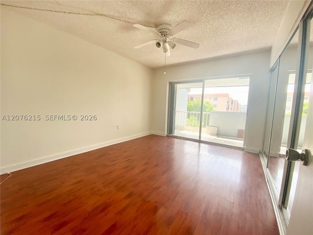 6095 W 18th Ave S314, Hialeah, FL 33012