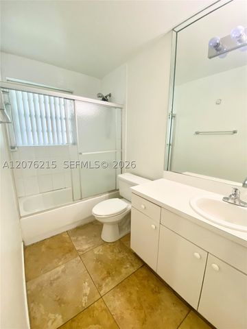 6095 W 18th Ave S314, Hialeah, FL 33012