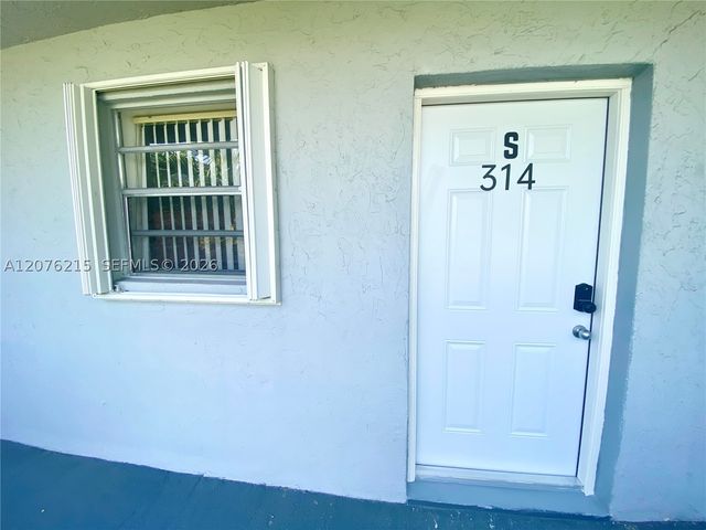 6095 W 18th Ave S314, Hialeah, FL 33012