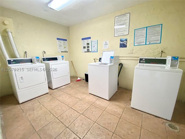 6095 W 18th Ave S314, Hialeah, FL 33012