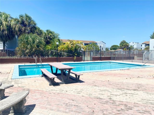 6095 W 18th Ave S314, Hialeah, FL 33012