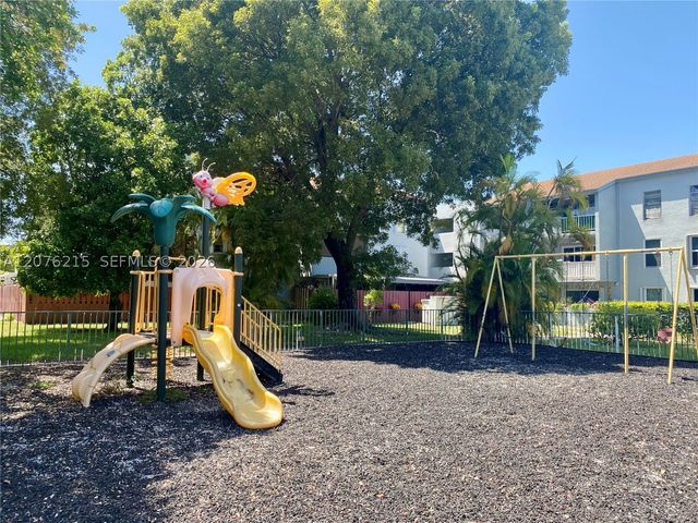6095 W 18th Ave S314, Hialeah, FL 33012