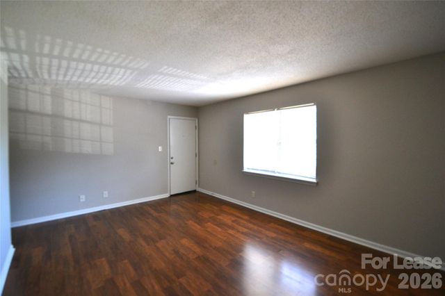 5803 Hunting Ridge Lane B, Charlotte, NC 28212