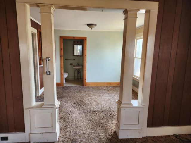 19 Norton Avenue, Poultney, VT 05764