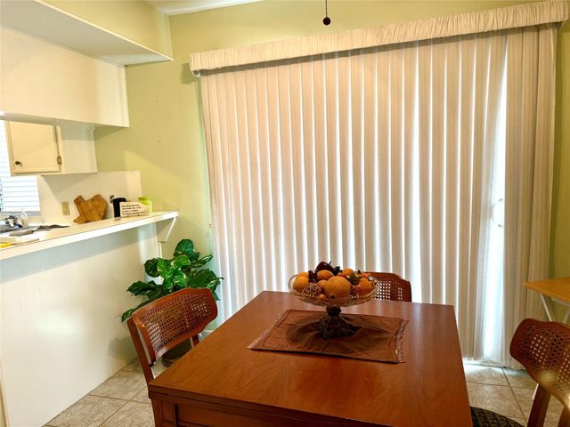 16610 Bentshire Way, Houston, TX 77058