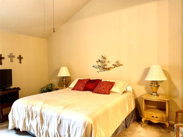 16610 Bentshire Way, Houston, TX 77058