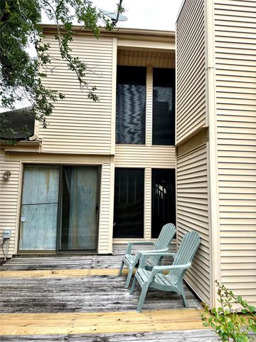 16610 Bentshire Way, Houston, TX 77058