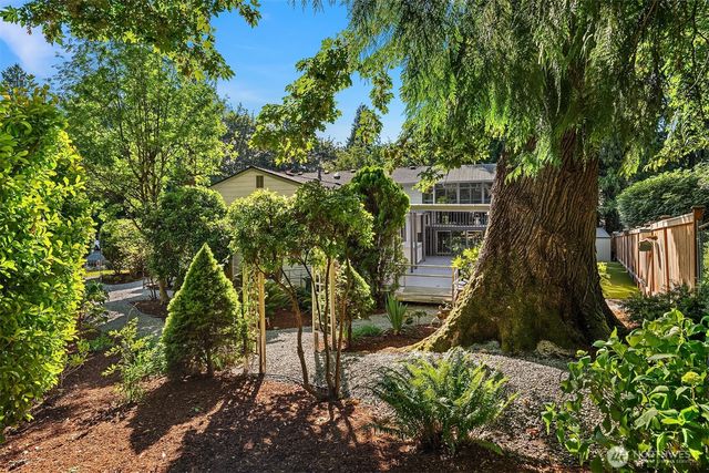 12220 102nd Place NE, Kirkland, WA 98034