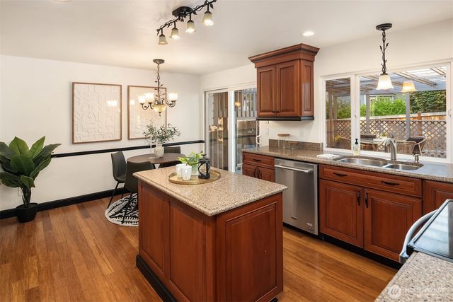 12220 102nd Place NE, Kirkland, WA 98034