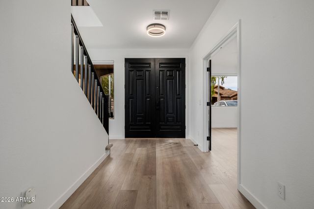 1261 E REDWOOD Drive, Chandler, AZ 85286