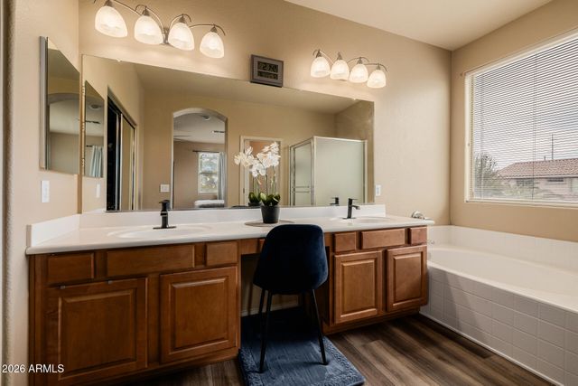 1261 E REDWOOD Drive, Chandler, AZ 85286