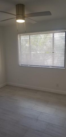 139 Sparrow Drive 3g, Royal Palm Beach, FL 33411