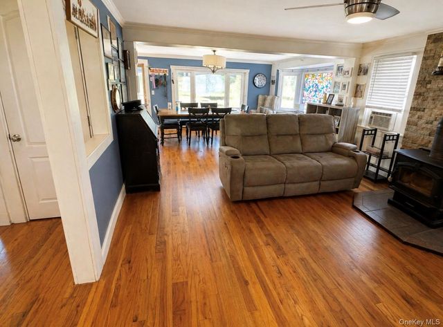 11 Oxford Depot, Chester, NY 10918