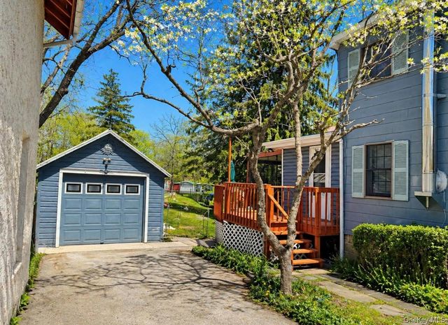 11 Oxford Depot, Chester, NY 10918