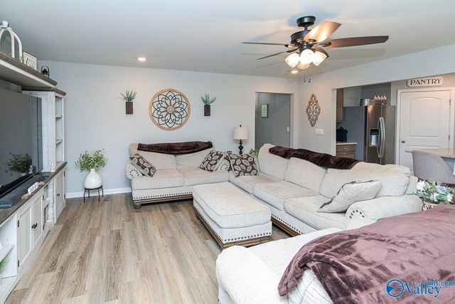 120 Syd Road, Owens Cross Roads, AL 35763