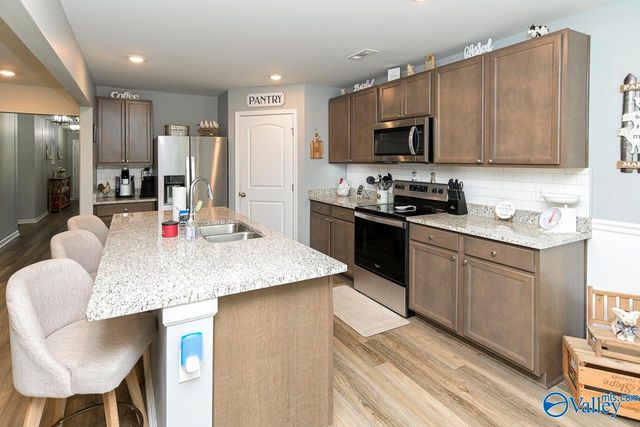 120 Syd Road, Owens Cross Roads, AL 35763