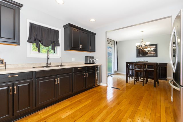 15317 Boca Rio Drive, Oak Forest, IL 60452