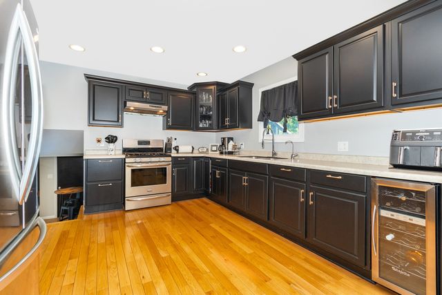 15317 Boca Rio Drive, Oak Forest, IL 60452