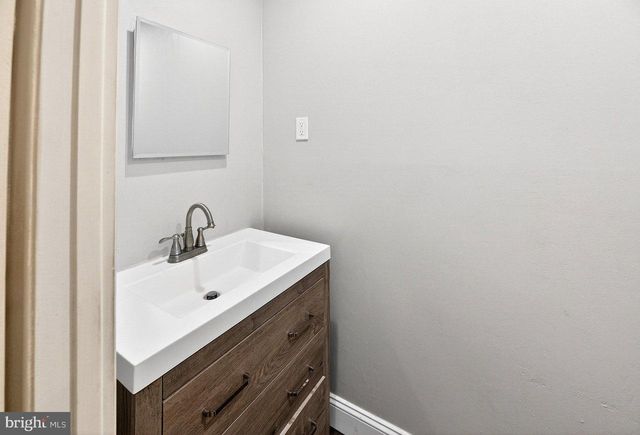 44 HORNBLENDE LN, Willingboro, NJ 08046