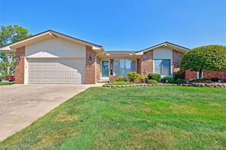 38756 Cheldon Street, Clinton Charter Township, MI 48038