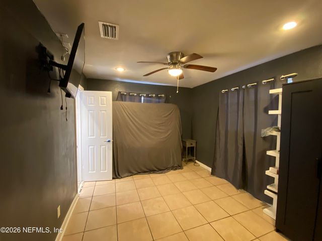 6400 DIANE Road, Jacksonville, FL 32277