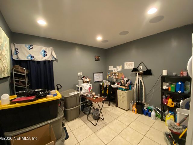 6400 DIANE Road, Jacksonville, FL 32277