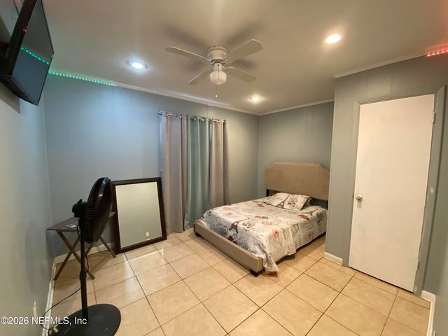 6400 DIANE Road, Jacksonville, FL 32277