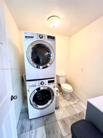 1201 NW 78th Ave, Pembroke Pines, FL 33024