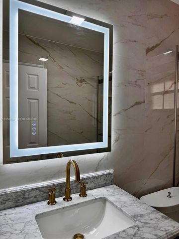 1201 NW 78th Ave, Pembroke Pines, FL 33024