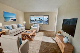 1201 NW 78th Ave, Pembroke Pines, FL 33024