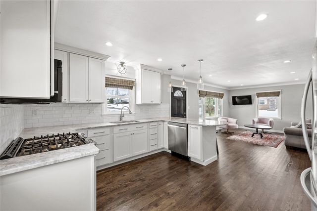 1410 25th Street, Marion, IA 52302