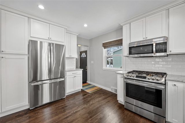 1410 25th Street, Marion, IA 52302