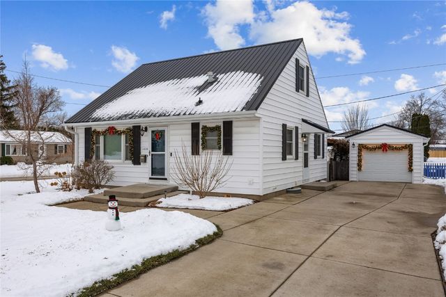 1410 25th Street, Marion, IA 52302