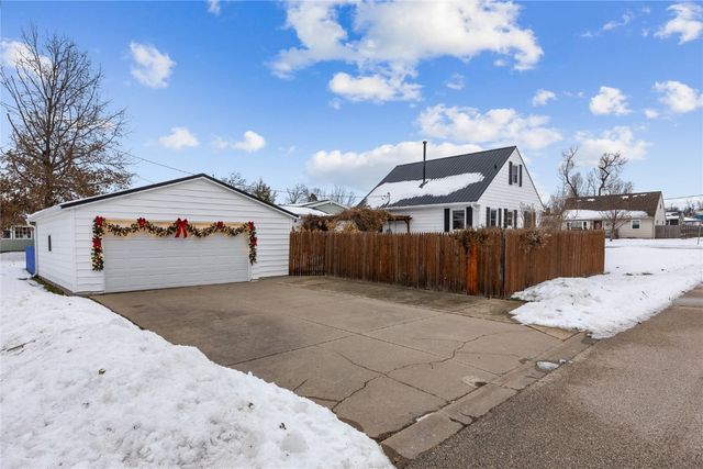 1410 25th Street, Marion, IA 52302