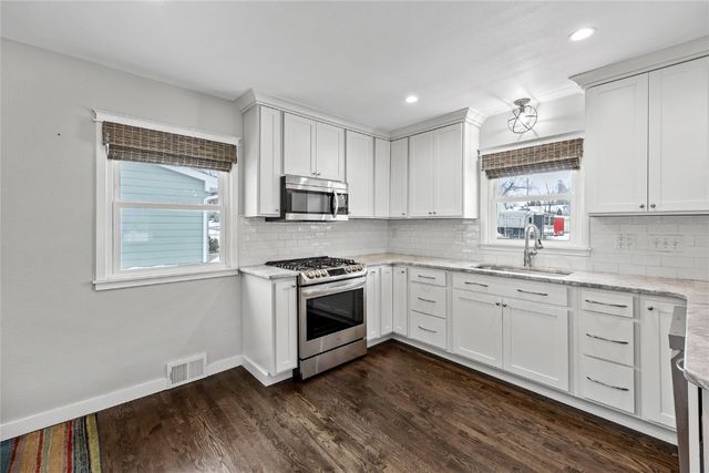 1410 25th Street, Marion, IA 52302