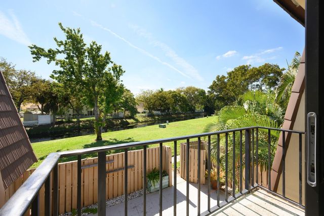 319 3rd Court, Palm Beach Gardens, FL 33410