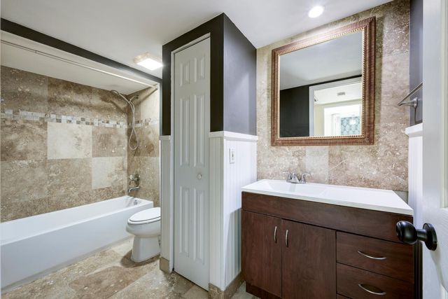 319 3rd Court, Palm Beach Gardens, FL 33410