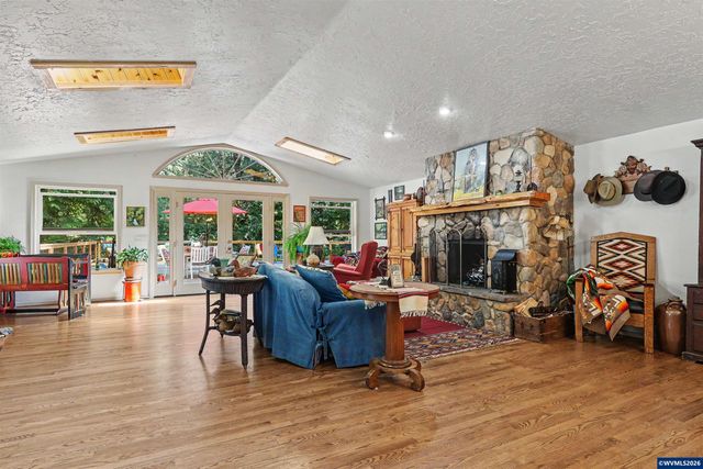 19368 SE Summertime Dr, Sandy, OR 97055