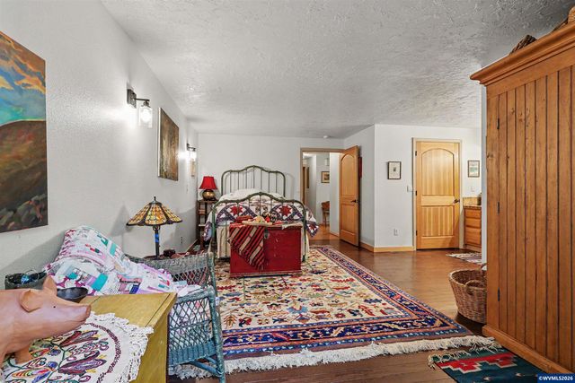 19368 SE Summertime Dr, Sandy, OR 97055
