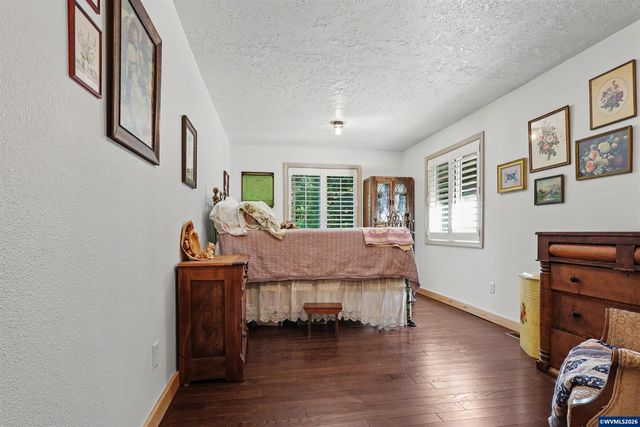 19368 SE Summertime Dr, Sandy, OR 97055