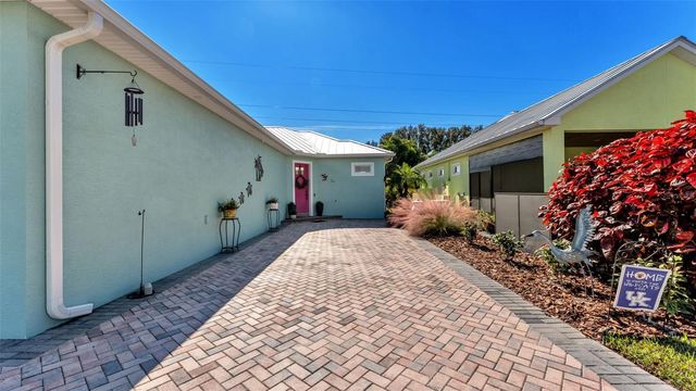 3270 GREEN HERON DRIVE, Polk City, FL 33868