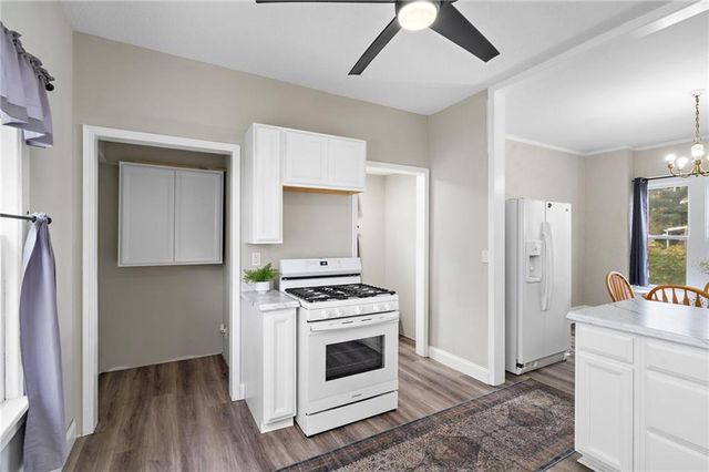 1678 E Minnhaha Ave Avenue, St Paul, MN 55106