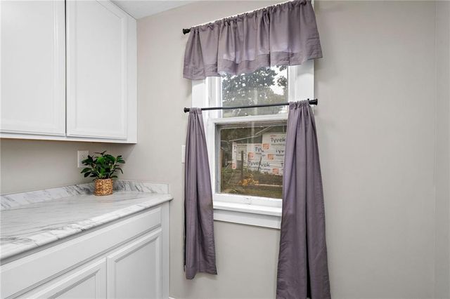 1678 E Minnhaha Ave Avenue, St Paul, MN 55106