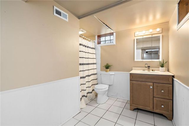 1678 E Minnhaha Ave Avenue, St Paul, MN 55106