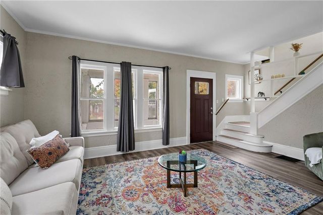 1678 E Minnhaha Ave Avenue, St Paul, MN 55106