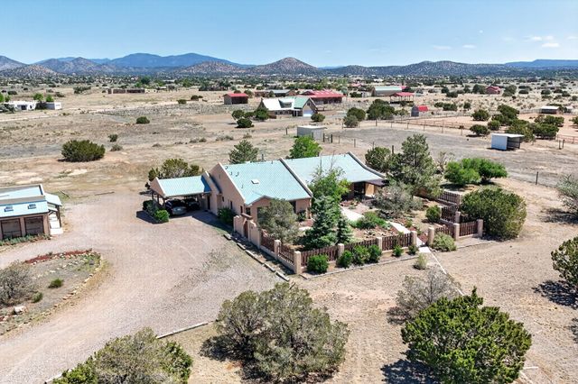 10 Blue Mesa Road, Santa Fe, NM 87508