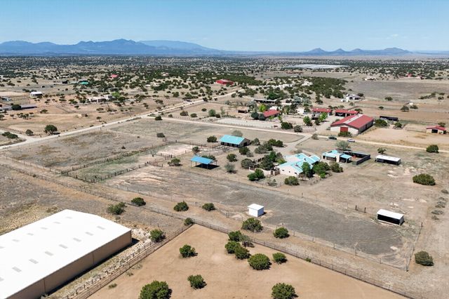 10 Blue Mesa Road, Santa Fe, NM 87508