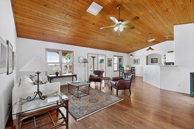 10 Blue Mesa Road, Santa Fe, NM 87508